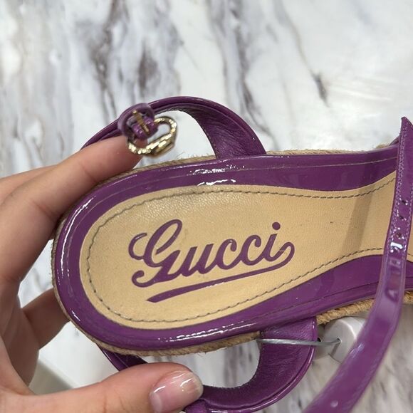 Gucci Glossy Purple Sandals - Picture 1 of 6